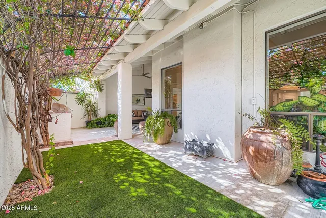 $1,100,000 | 77 East Missouri Avenue, Unit 27, Phoenix, AZ 85012