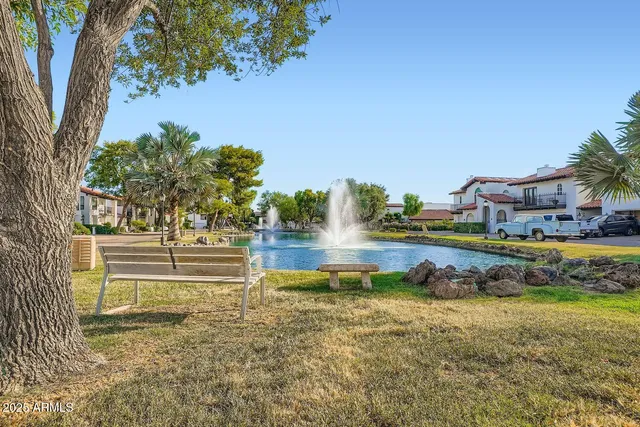 $1,100,000 | 77 East Missouri Avenue, Unit 27, Phoenix, AZ 85012