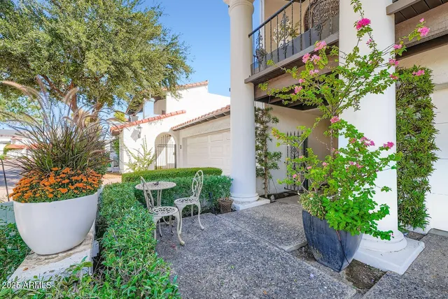 $1,100,000 | 77 East Missouri Avenue, Unit 27, Phoenix, AZ 85012