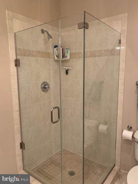 31 Sloan Road West Chester, PA 19382 - Photo 19 of 48 Master Bath