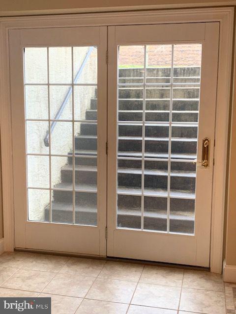 31 Sloan Road West Chester, PA 19382 - Photo 32 of 48 Daylight outside entrane