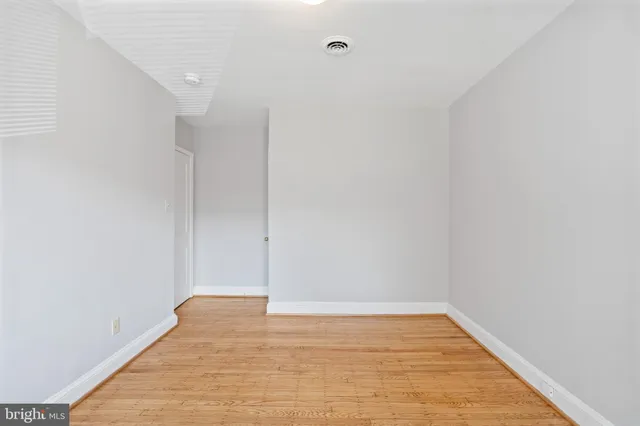 a view of empty room