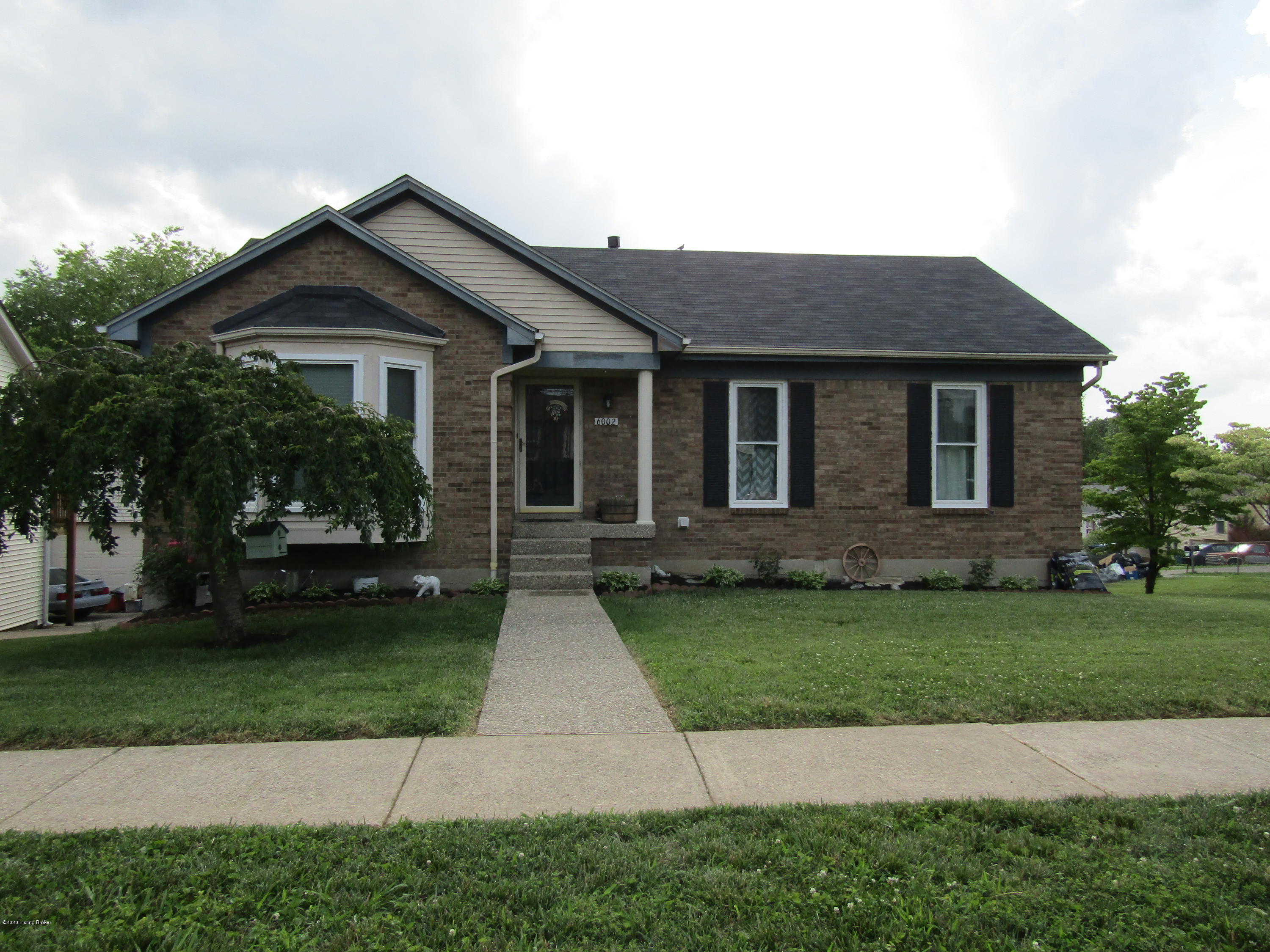 6002 Hurstview Road Louisville, KY 40291 - Photo 1 of 20 Front of House