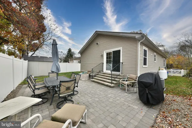 $374,900 | 601 Fourth Avenue, Croydon, PA 19021