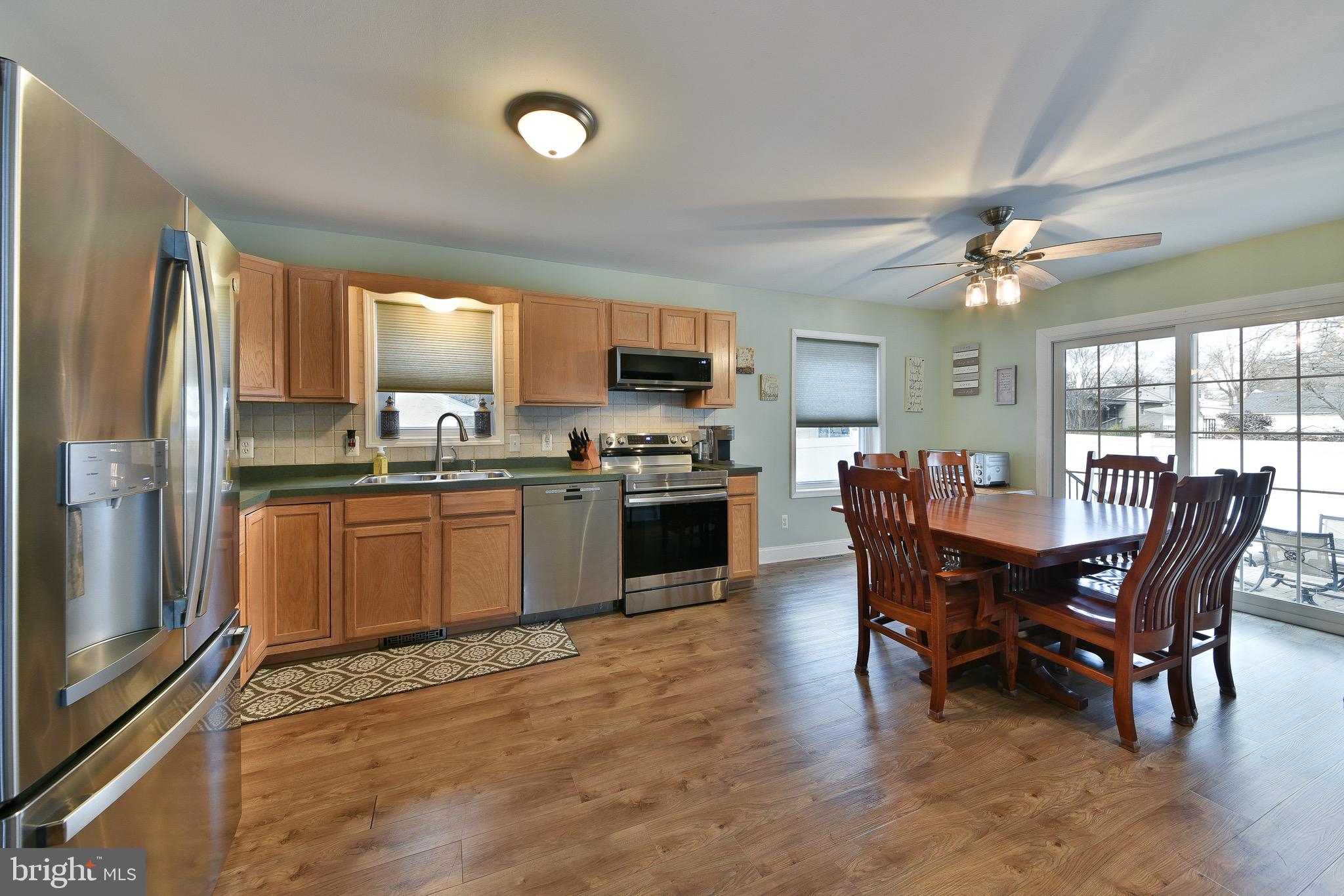 601 Fourth Avenue Croydon, PA 19021 - Photo 14 of 44 Large gourmet kitchen