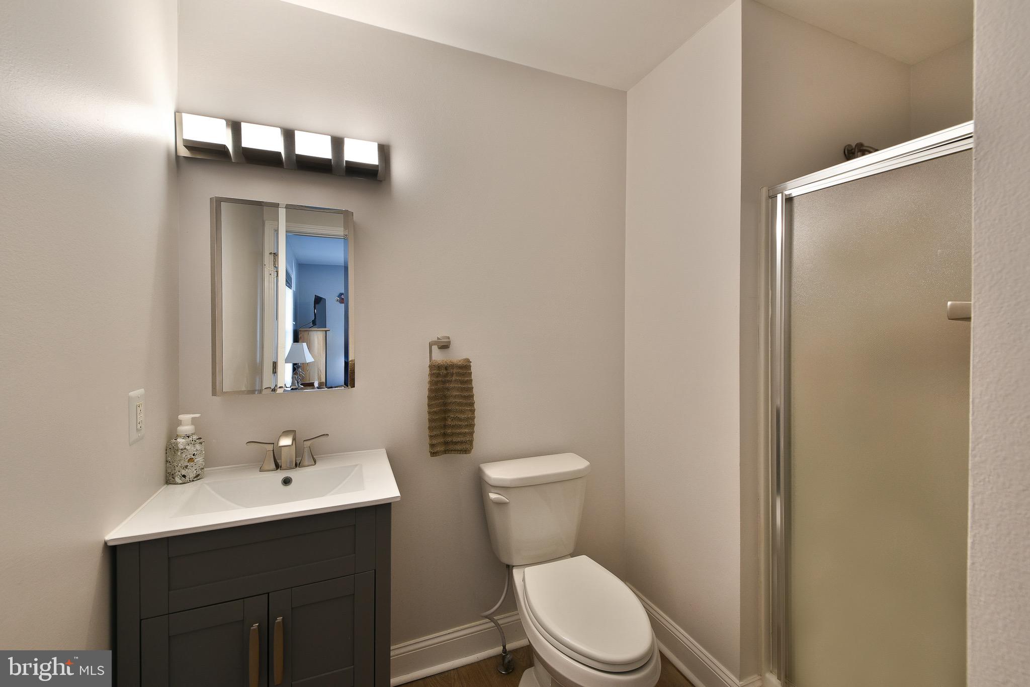 601 Fourth Avenue Croydon, PA 19021 - Photo 28 of 44 Walk in shower