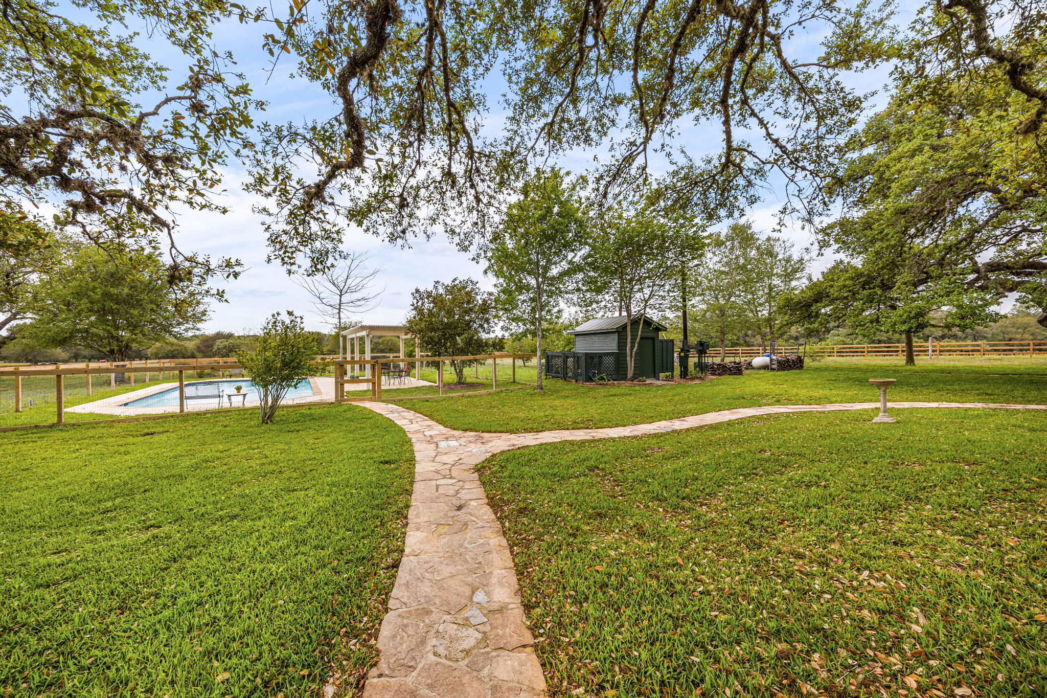 12900 Newberg Road Cat Spring, TX 78933 - Photo 28 of 39