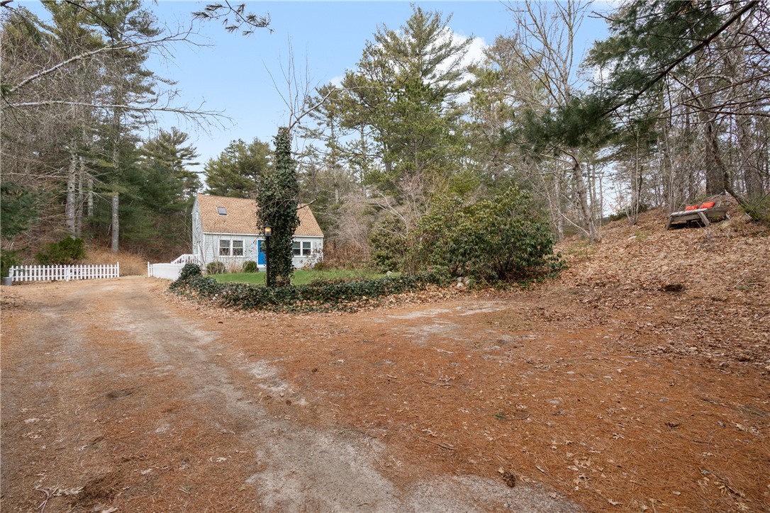 15 Richard Road Richmond, RI 02812 - Photo 3 of 33