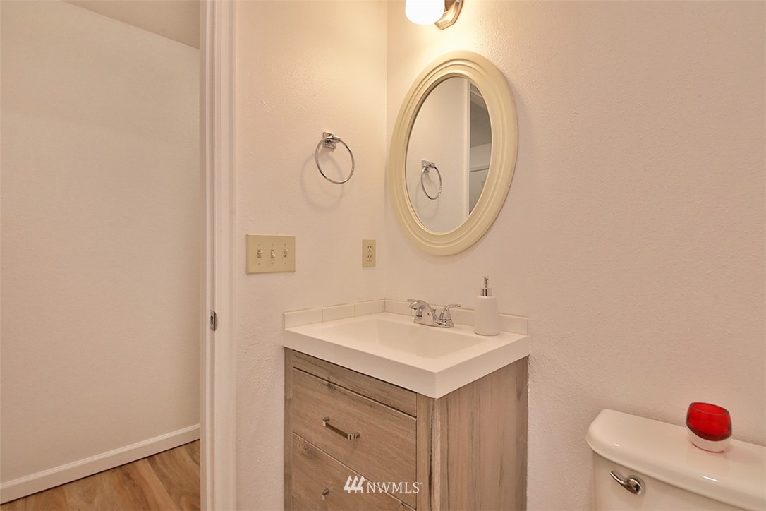 2155 Zylstra Road Oak Harbor, WA 98277 - Photo 12 of 40 Gallery Image 12