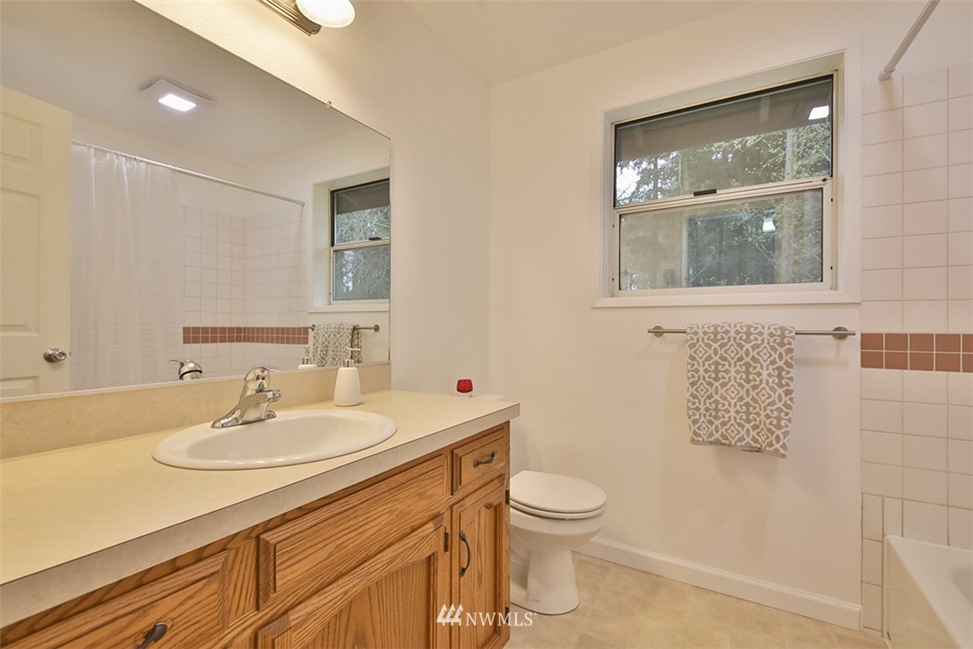 2155 Zylstra Road Oak Harbor, WA 98277 - Photo 20 of 40 Gallery Image 20