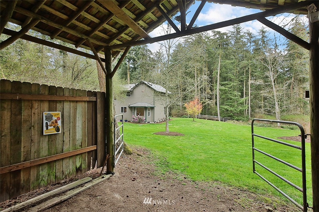2155 Zylstra Road Oak Harbor, WA 98277 - Photo 28 of 40 Gallery Image 28