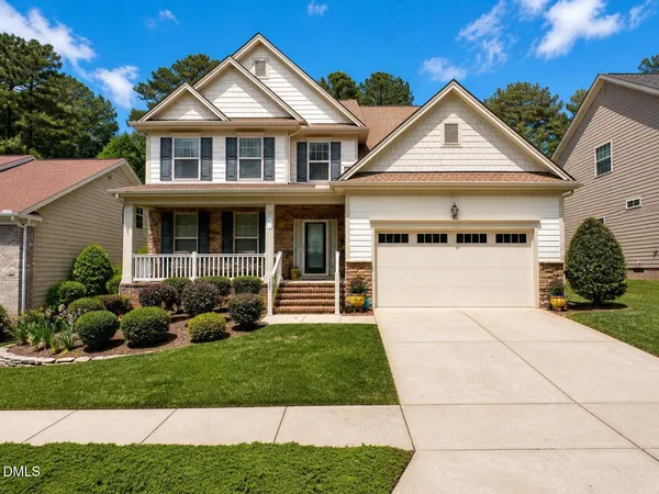 $799,000 | 202 Briarfield Drive, Apex, NC 27502