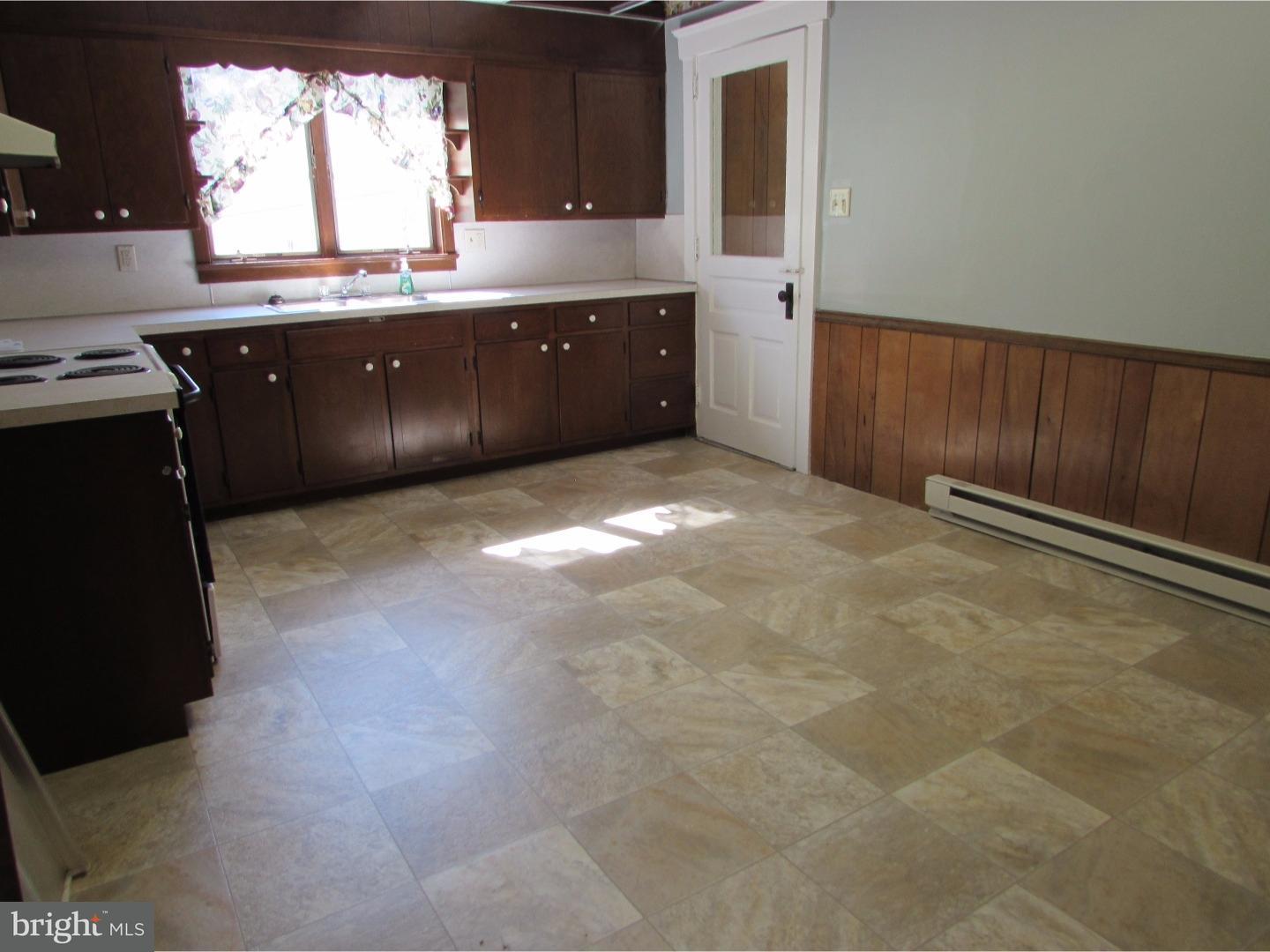 4-6 Leaman Road Paradise, PA 17562 - Photo 3 of 16 Gallery Image 3