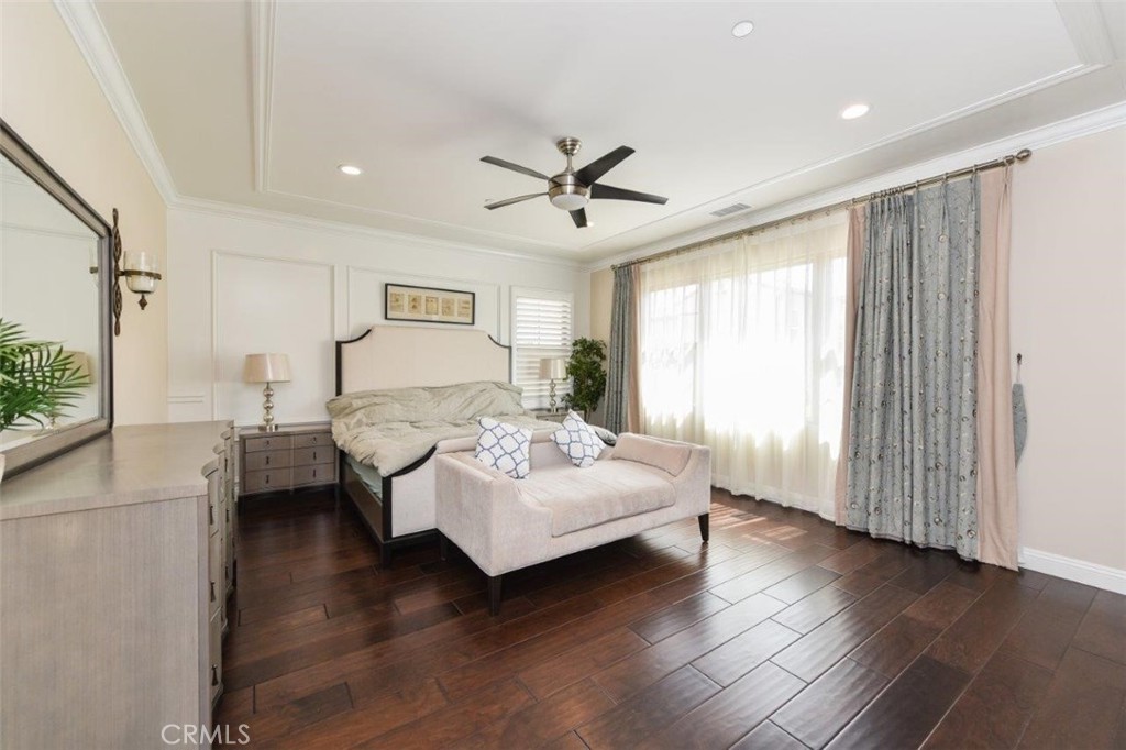 62 Rossmore Irvine, CA 92620 - Photo 17 of 43 a living room with furniture and a large window