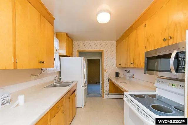 $219,000 | 1408 Collins Street, Rock Springs, WY 82901