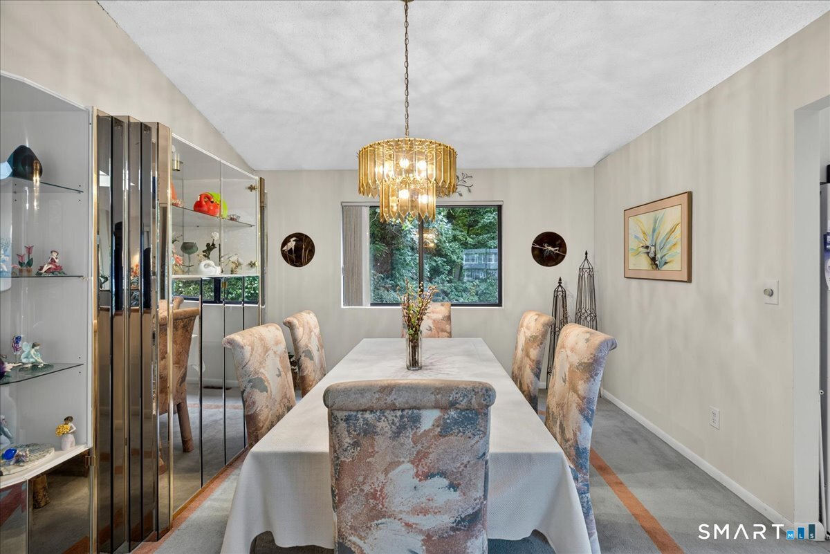 473 Fairway Road Orange, CT 06477 - Photo 5 of 27