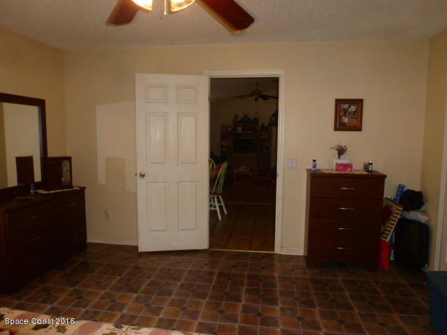 1375 Saxony Road Southwest Palm Bay, FL 32908 - Photo 12 of 21 P1310896 - Copy