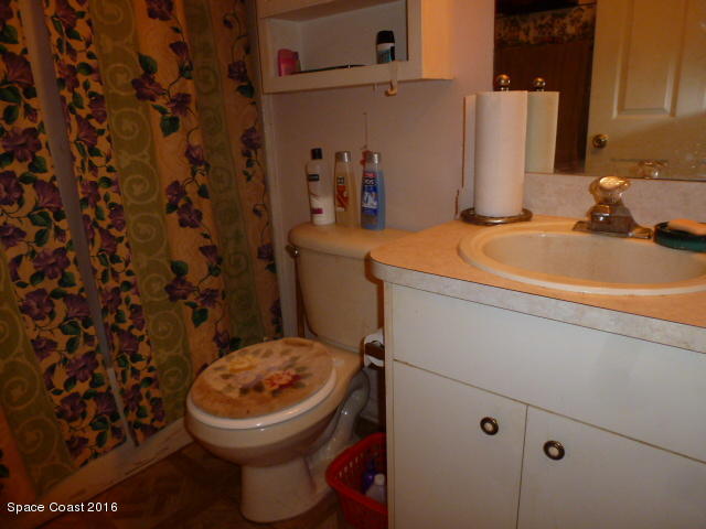 1375 Saxony Road Southwest Palm Bay, FL 32908 - Photo 18 of 21 P1310928 - Copy