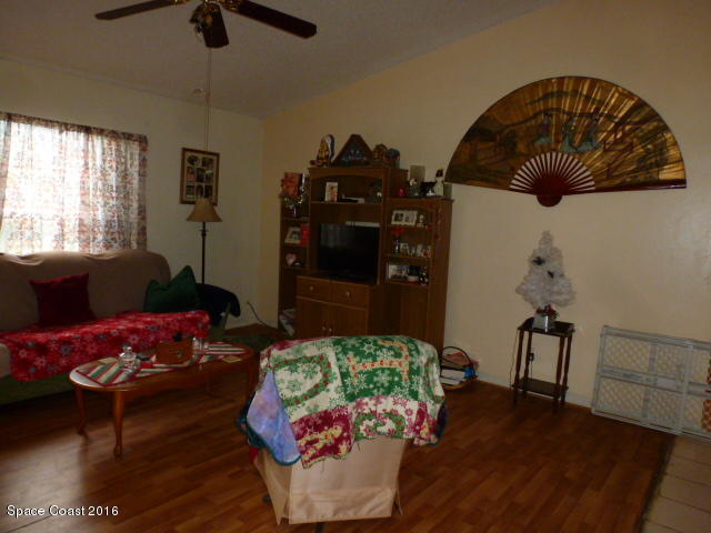 1375 Saxony Road Southwest Palm Bay, FL 32908 - Photo 5 of 21 P1310907 - Copy