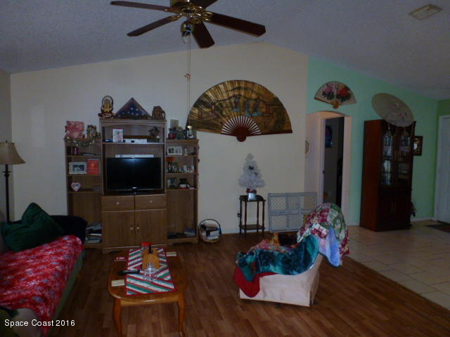 1375 Saxony Road Southwest Palm Bay, FL 32908 - Photo 6 of 21 P1310909 - Copy