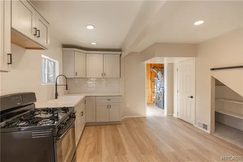 $439,000 | 40265 Mahanoy Lane, Big Bear Lake, CA 92315