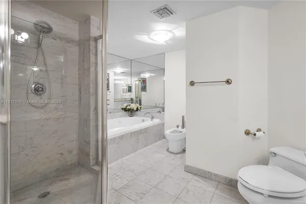 $5,800 | 9455 Collins Avenue, Unit 603, Surfside, FL 33154