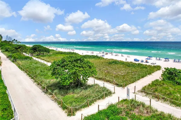 $5,800 | 9455 Collins Avenue, Unit 603, Surfside, FL 33154