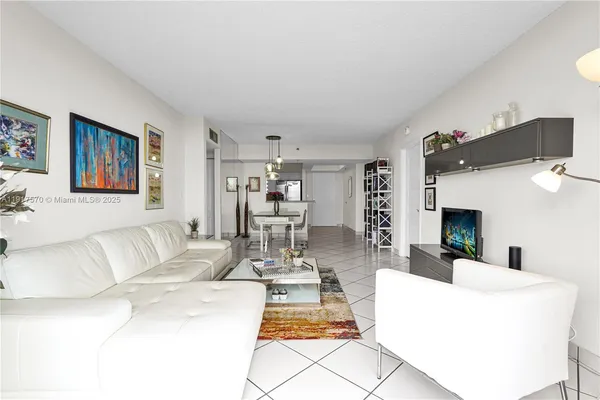 $5,800 | 9455 Collins Avenue, Unit 603, Surfside, FL 33154