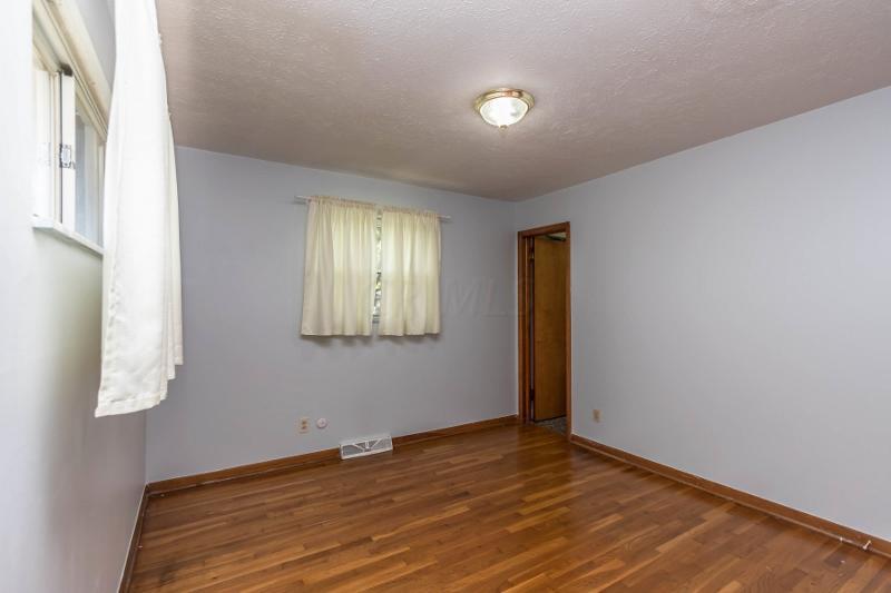 1856 Woodcrest Road Columbus, OH 43232 - Photo 14 of 25 Gallery Image 14