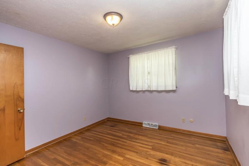 1856 Woodcrest Road Columbus, OH 43232 - Photo 20 of 25 Gallery Image 20