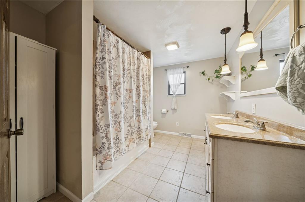 3029 Main Street Claridge, PA 15623 - Photo 15 of 34