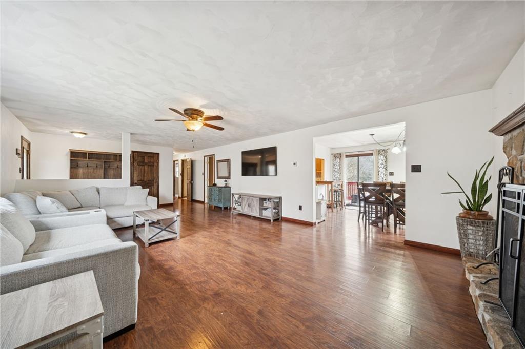 3029 Main Street Claridge, PA 15623 - Photo 6 of 34