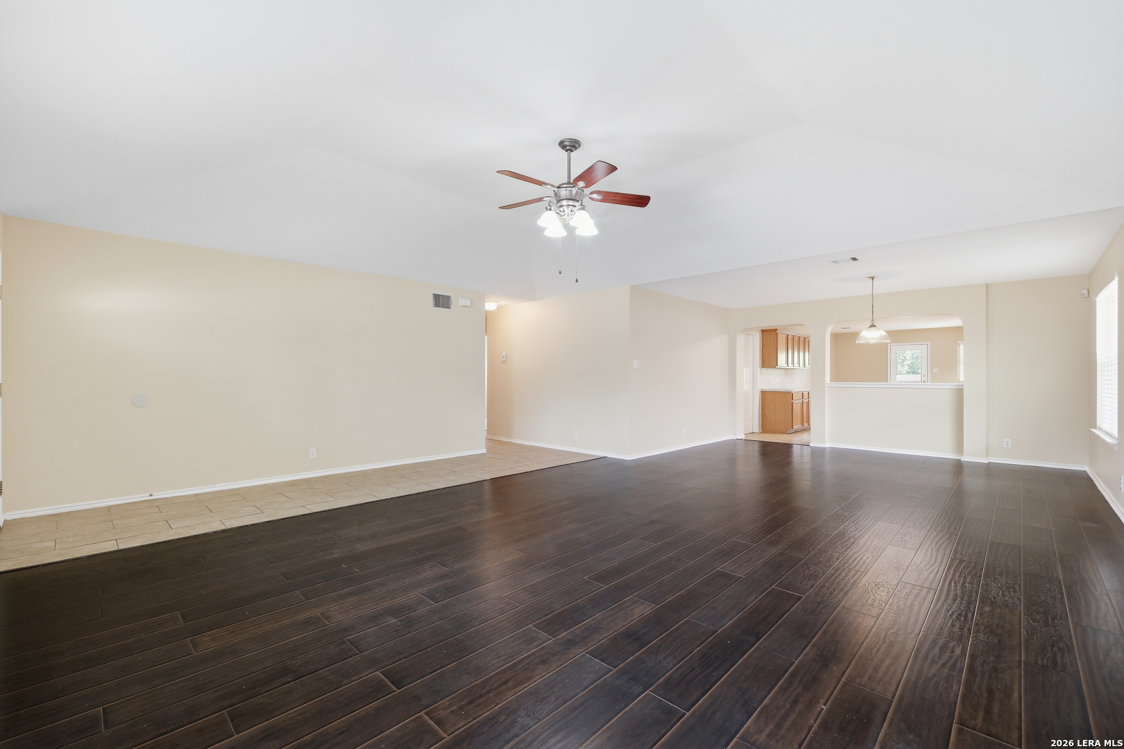 9324 Cedar Point Helotes, TX 78023 - Photo 3 of 32
