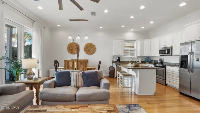 $698,999 | 7822 Thomas Drive, Panama City Beach, FL 32408