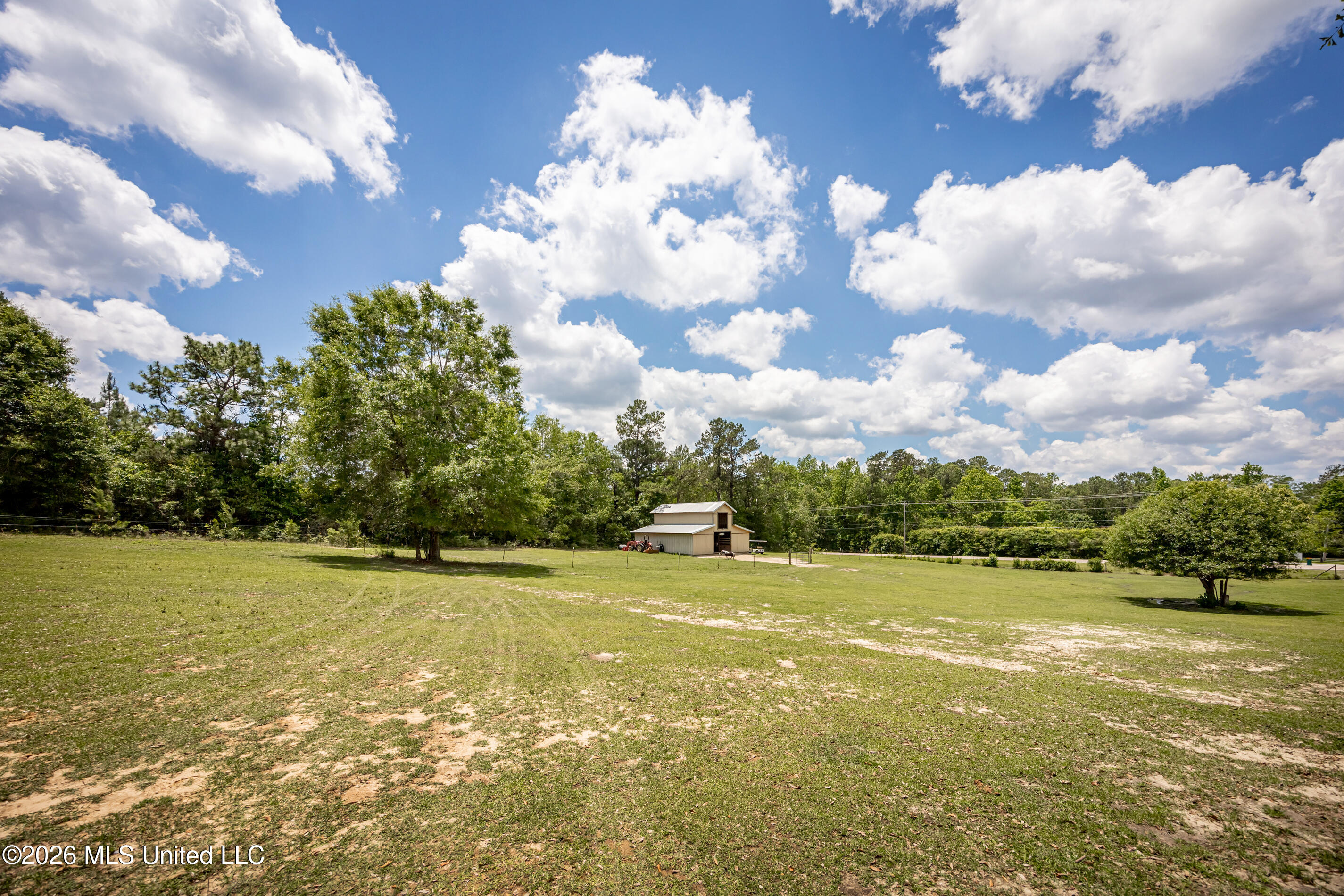 21510 Yankee Town Road Saucier, MS 39574 - Photo 12 of 104 IMG_8031