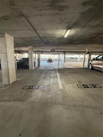 a view of a parking area