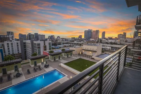 a picture of a city view