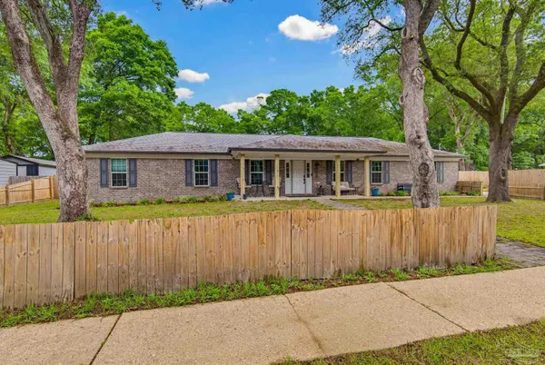 $399,999 | 6628 Hinote Street, Milton, FL 32570