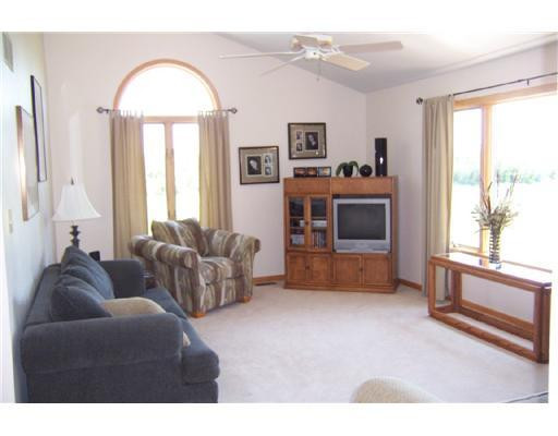 44387 Hull Road Belleville, MI 48111 - Photo 4 of 10 Photo 4