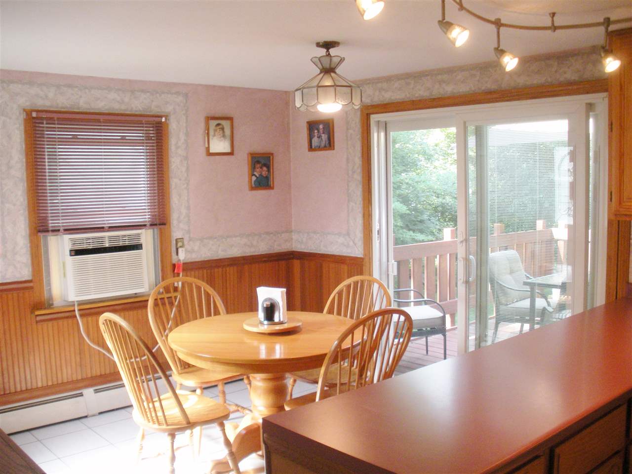 284 Baboosic Lake Road Merrimack, NH 03054 - Photo 8 of 28