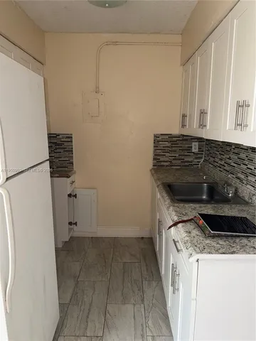 $1,500 | 7640 Kimberly Boulevard, Unit 2I, North Lauderdale, FL 33068