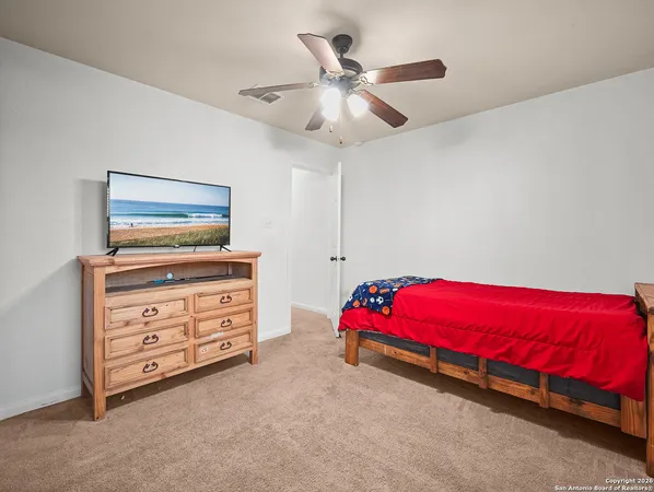 $359,900 | 312 Edgehill Drive, Pleasanton, TX 78064
