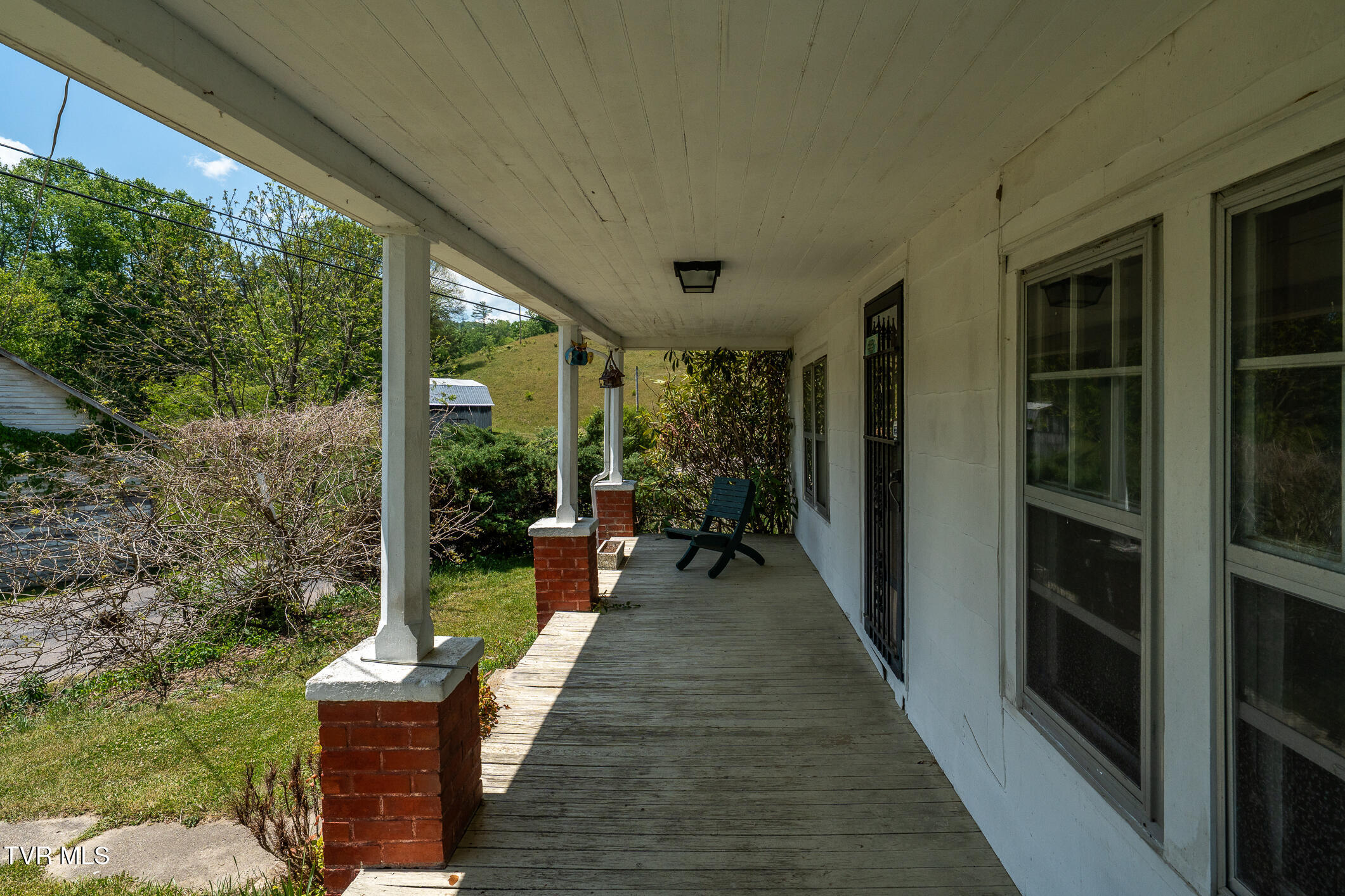 856 Shingletown Road Mountain City, TN 37683 - Photo 28 of 77 856 Shingletown Road (38 of 91)