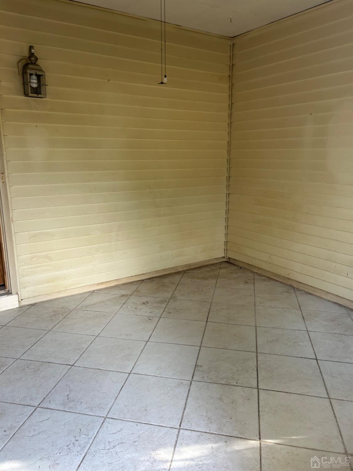 6 Woodbury Road Edison, NJ 08820 - Photo 12 of 18 a view of a room