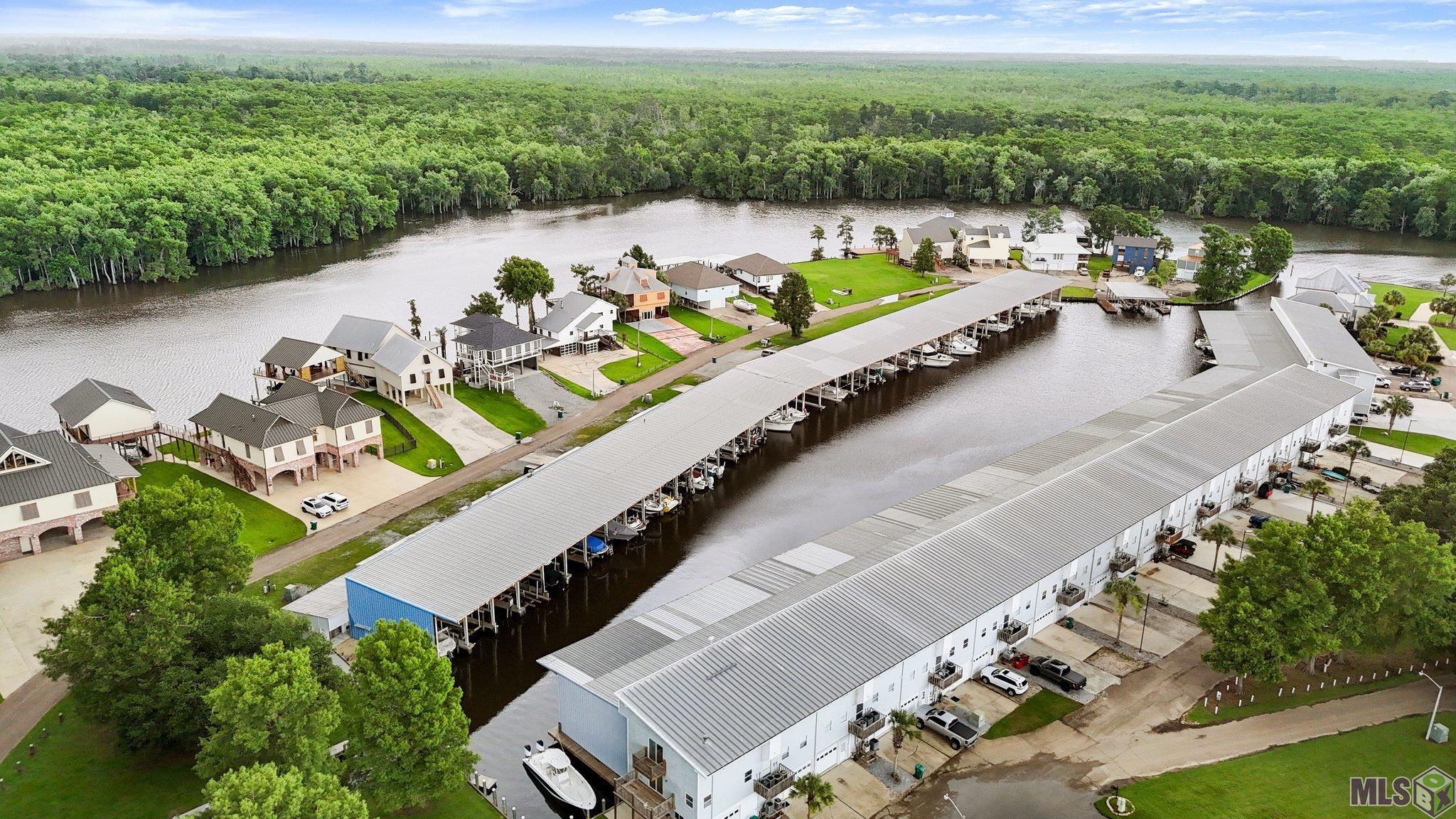 32875 Rivergate Circle, Unit 35 Springfield, LA 70462 - Photo 5 of 24