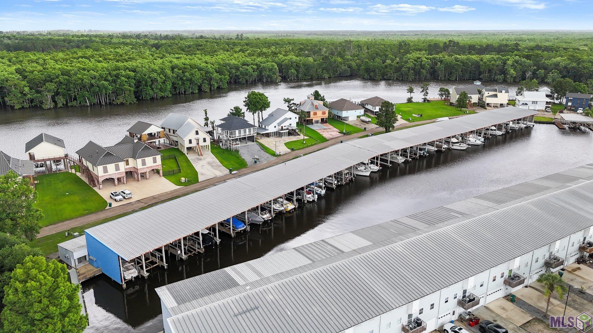 32875 Rivergate Circle, Unit 35 Springfield, LA 70462 - Photo 6 of 24