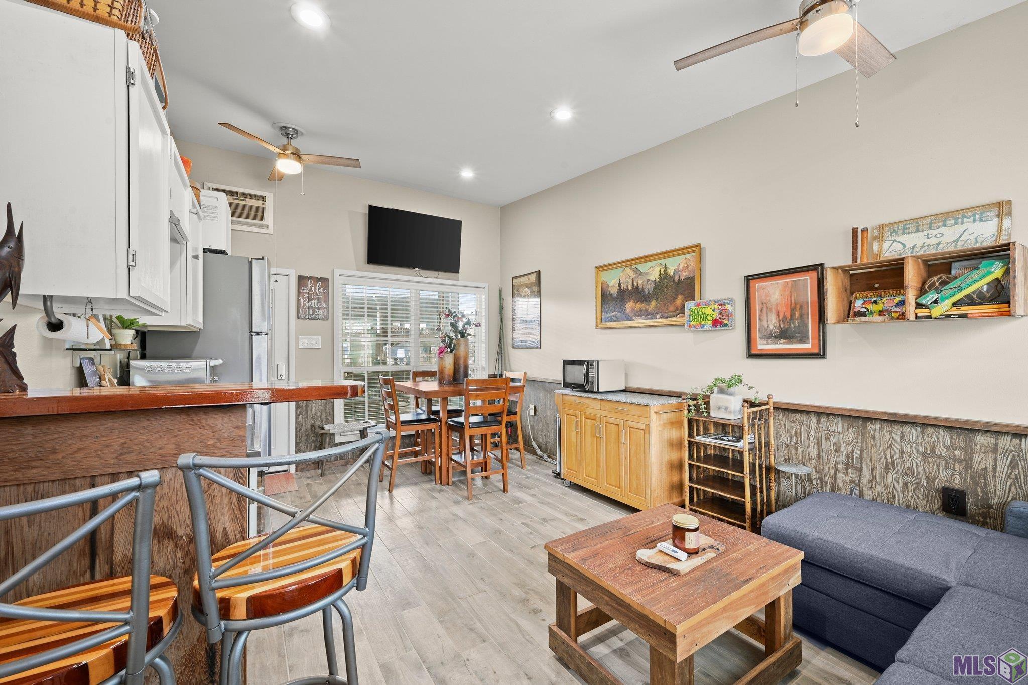 32875 Rivergate Circle, Unit 35 Springfield, LA 70462 - Photo 10 of 24