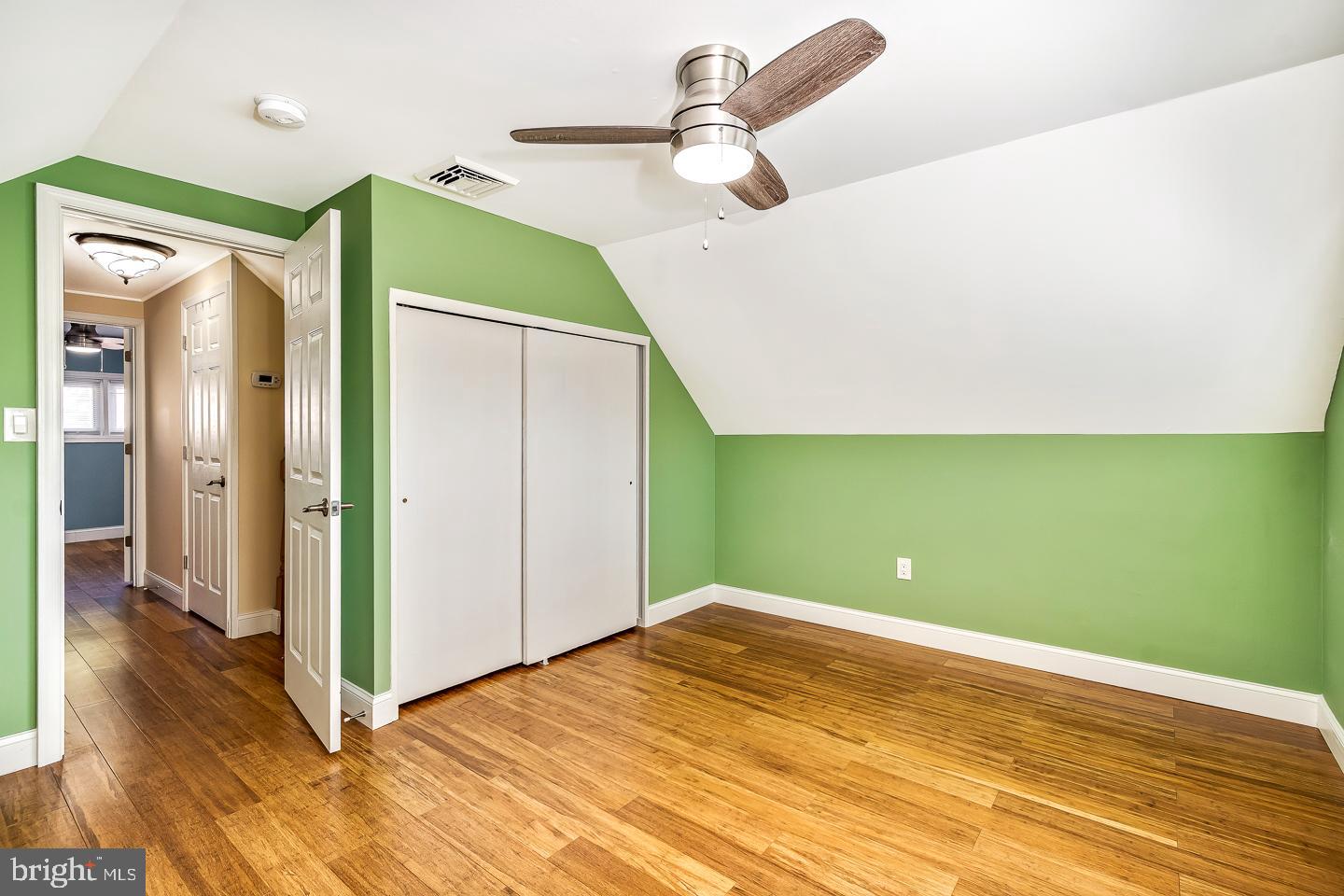 28 Grapevine Road Levittown, PA 19057 - Photo 14 of 27