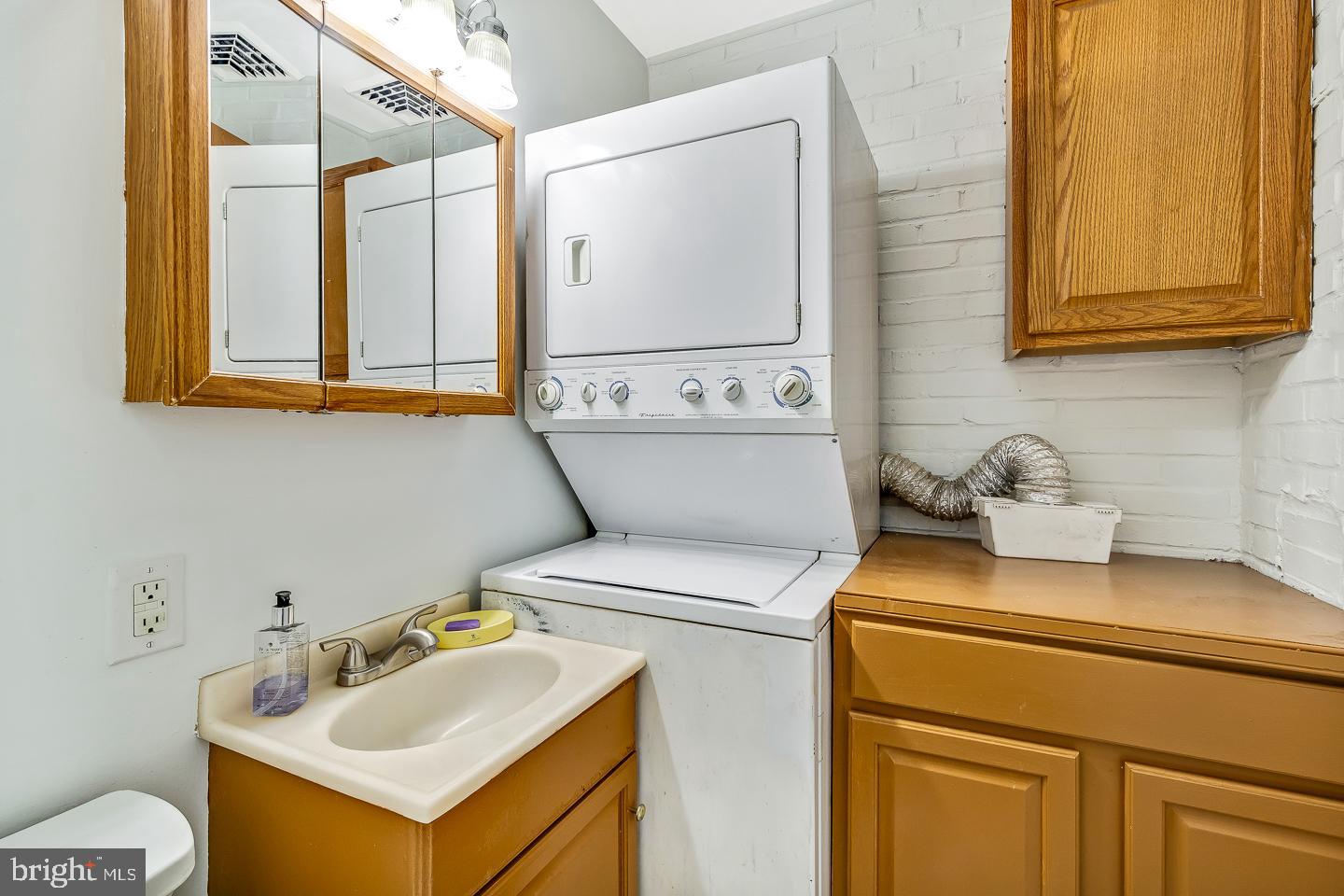 28 Grapevine Road Levittown, PA 19057 - Photo 21 of 27