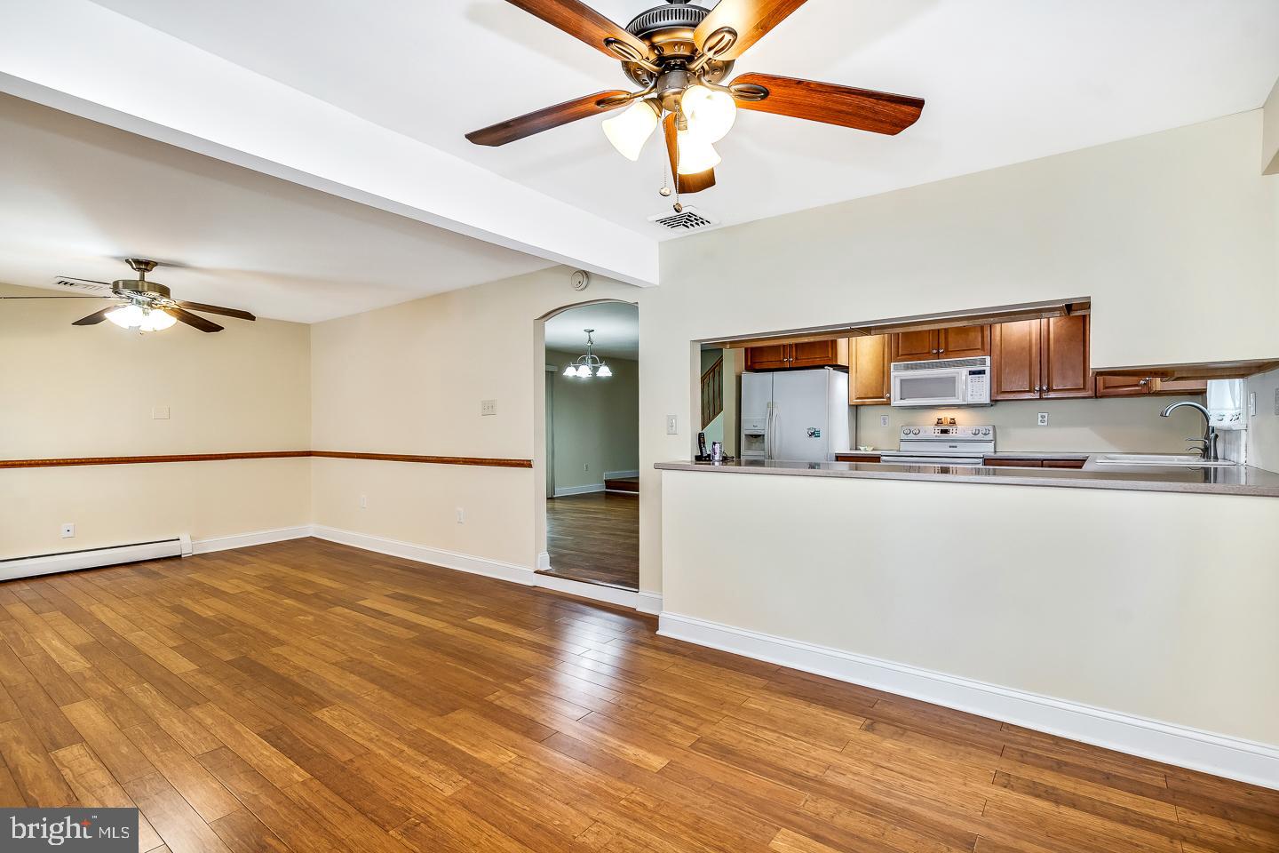28 Grapevine Road Levittown, PA 19057 - Photo 7 of 27
